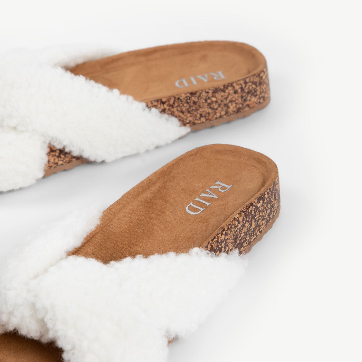 RAID Noa Flat Sandal in White