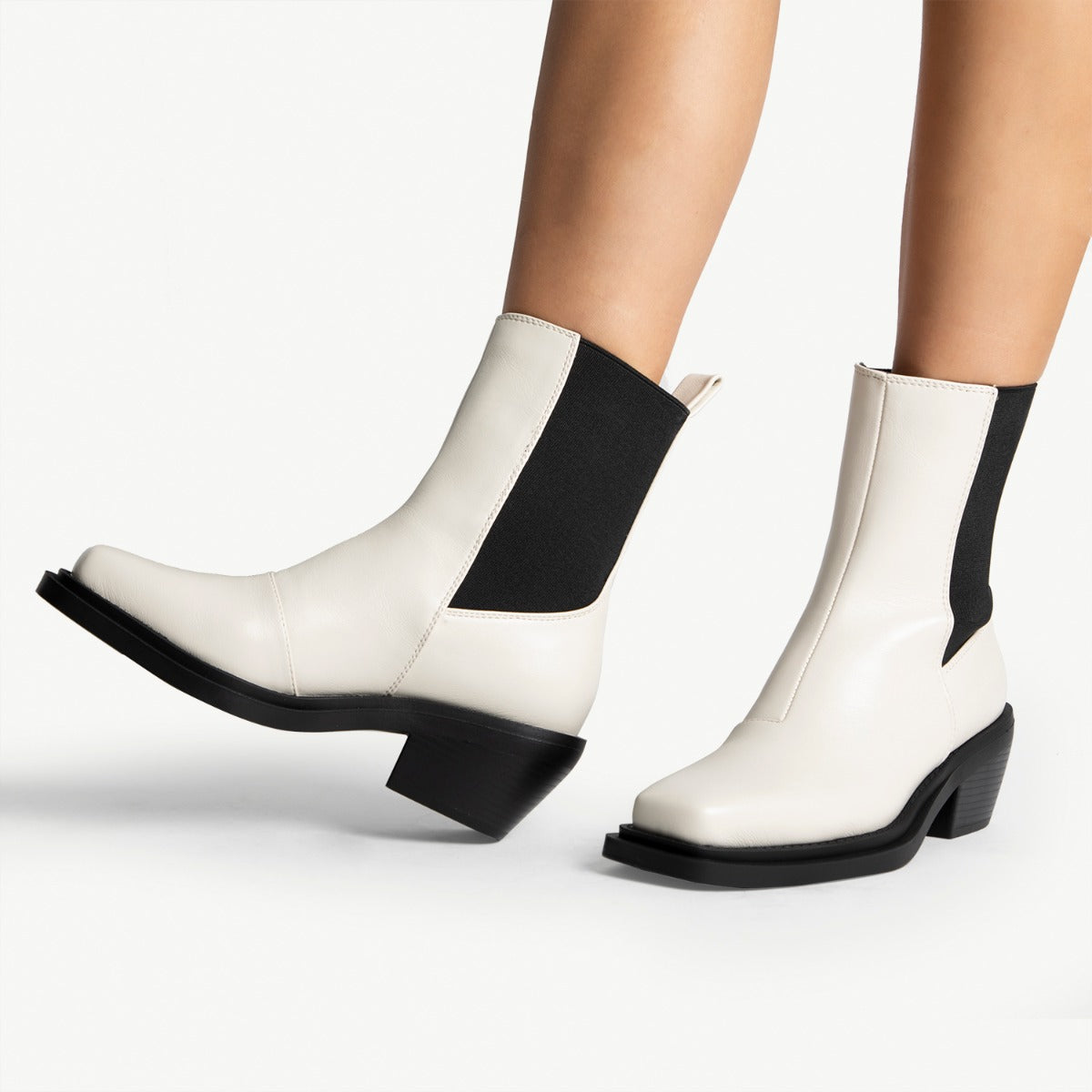 RAID Odette Ankle Boot in White