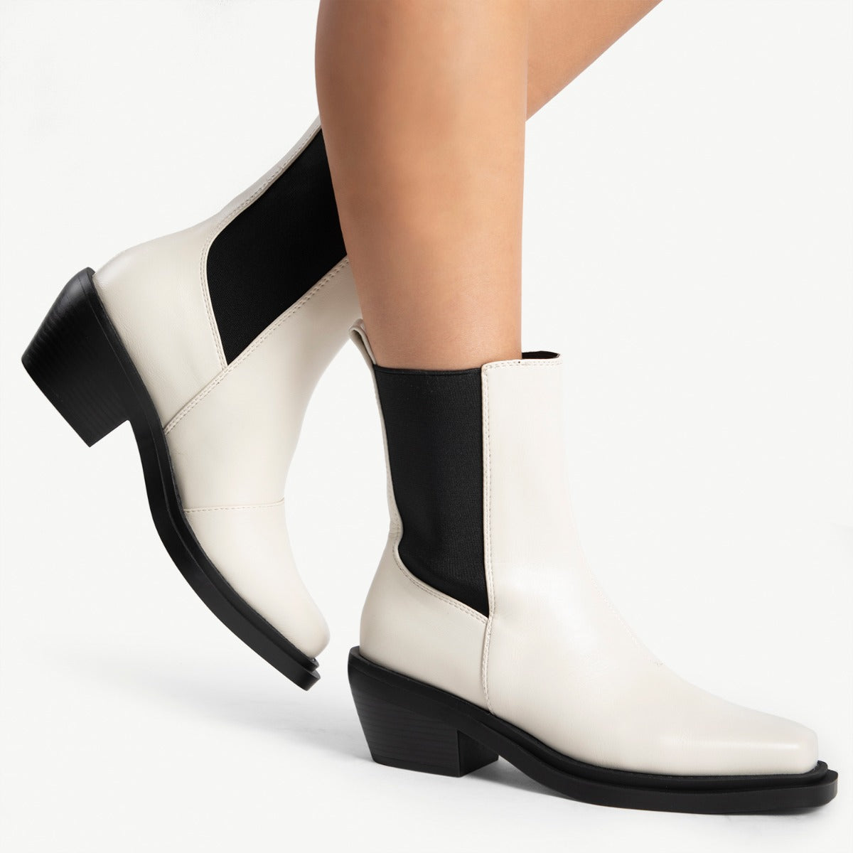 RAID Odette Ankle Boot in White