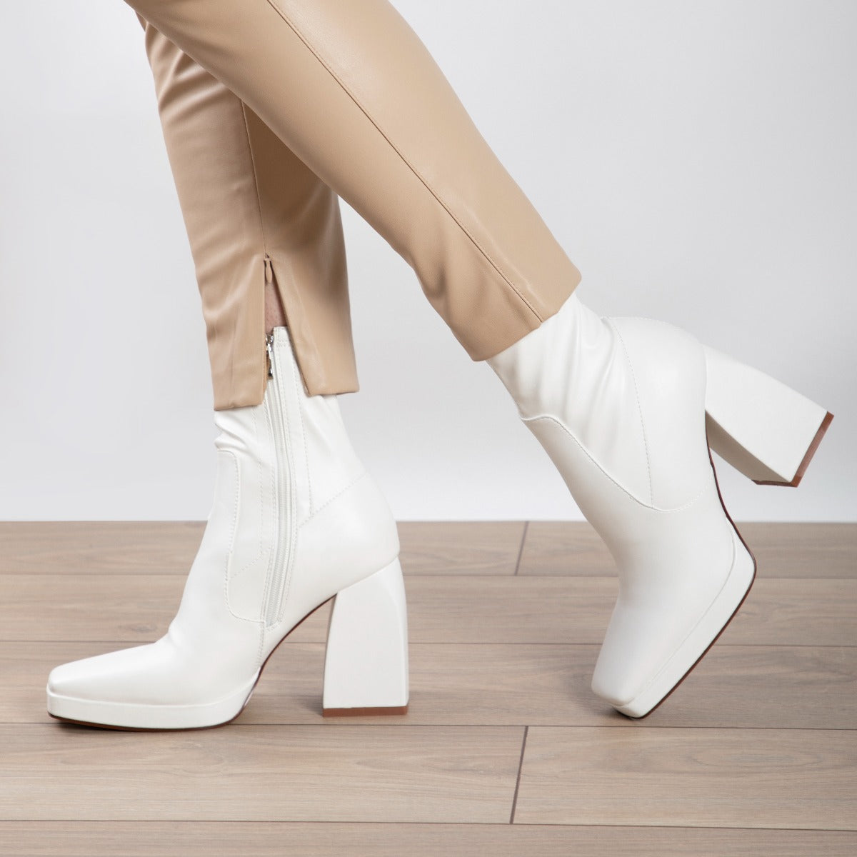 RAID Recruit Block Heeled Ankle Boot in White