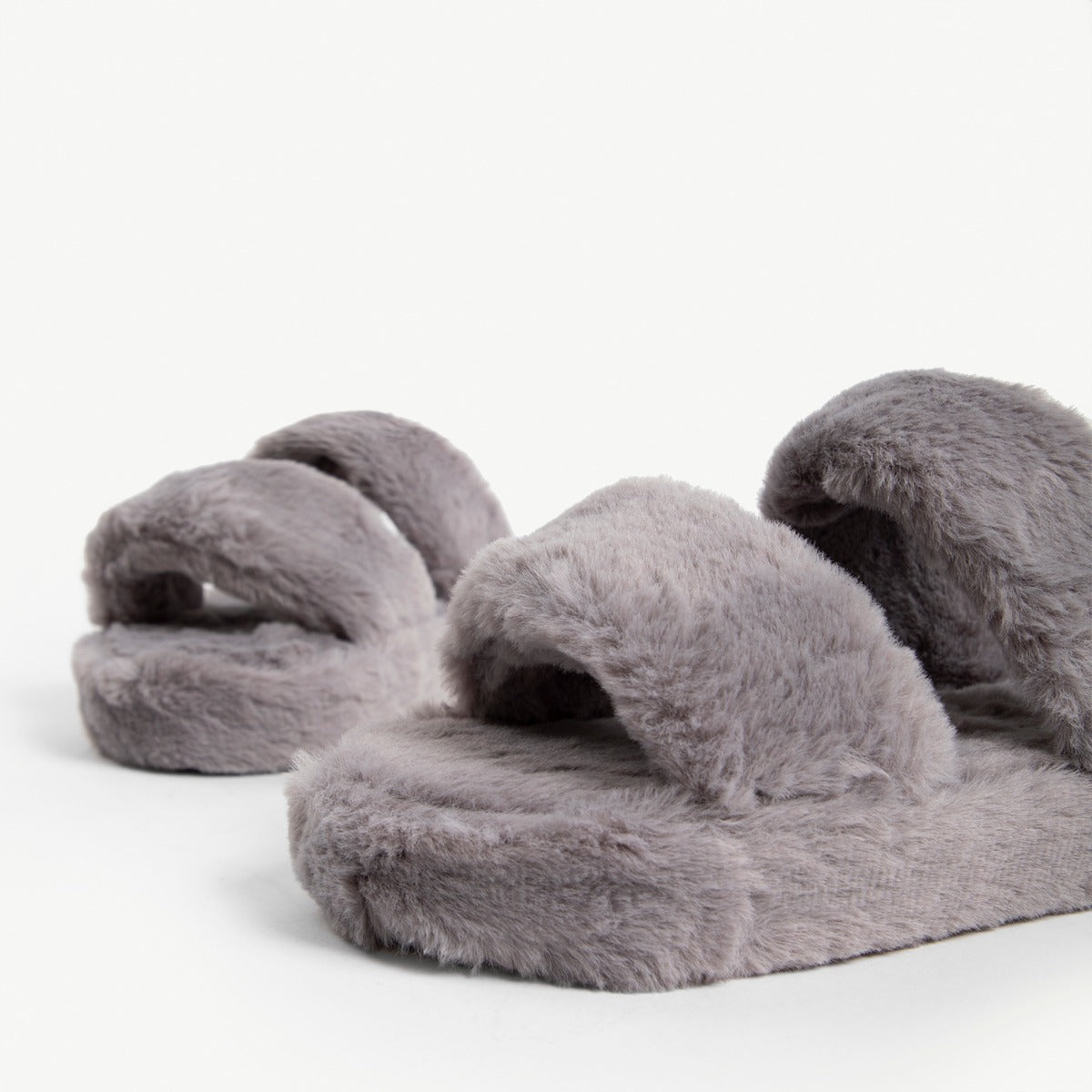 RAID Stripe Fur Slider in Grey