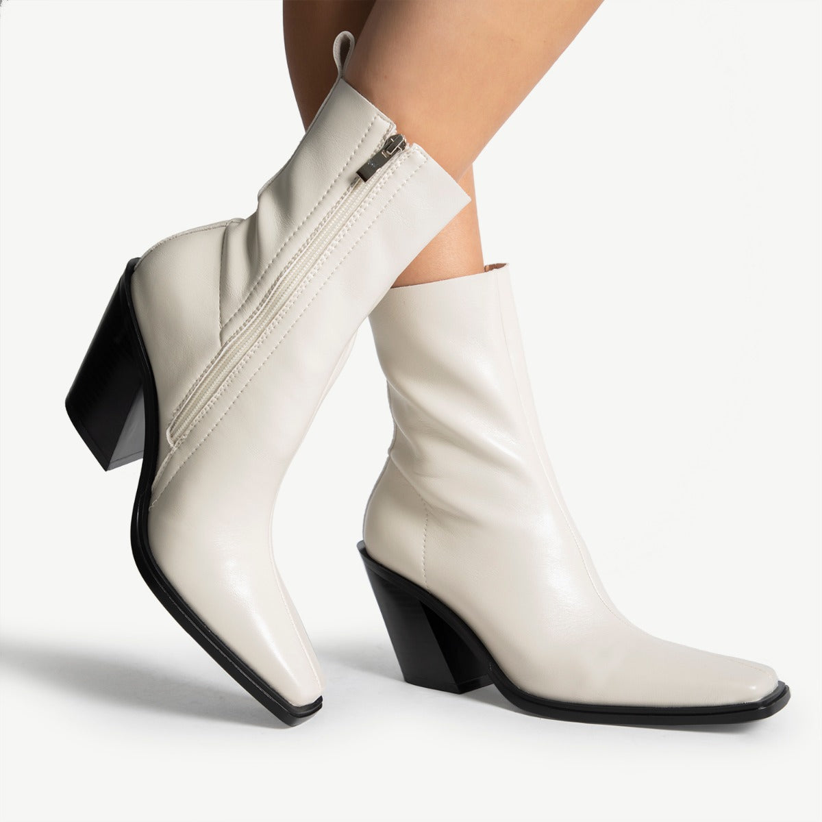 RAID Tiona Ankle Boot in White