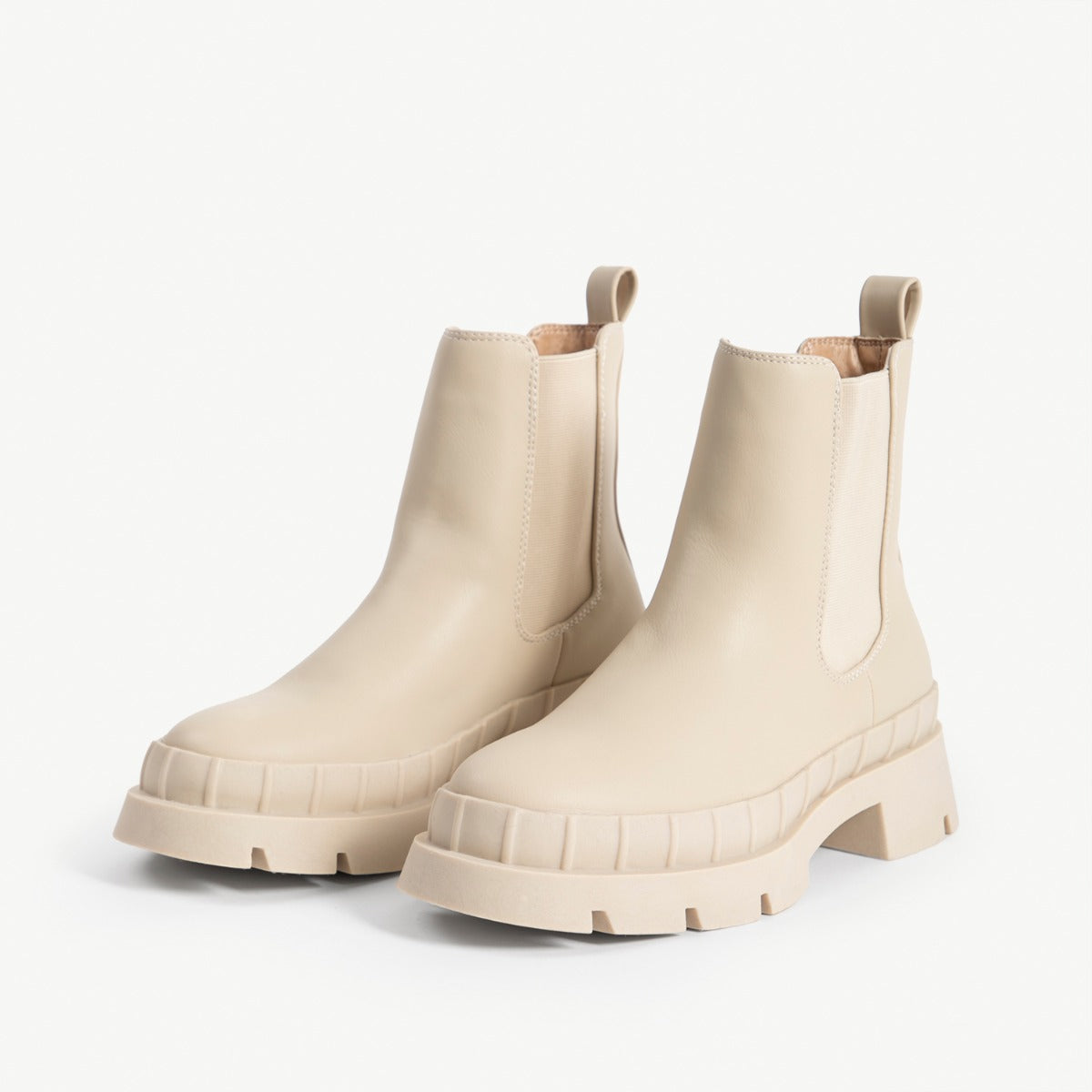 RAID Turner Chunky Ankle Boot in Ecru